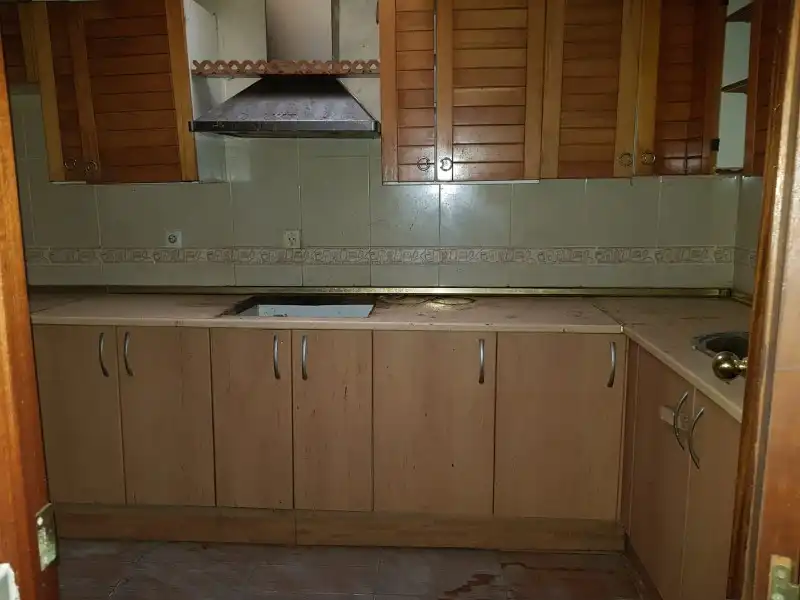 Cuina de Casa o xalet en venda en Hervás amb Jardí privat