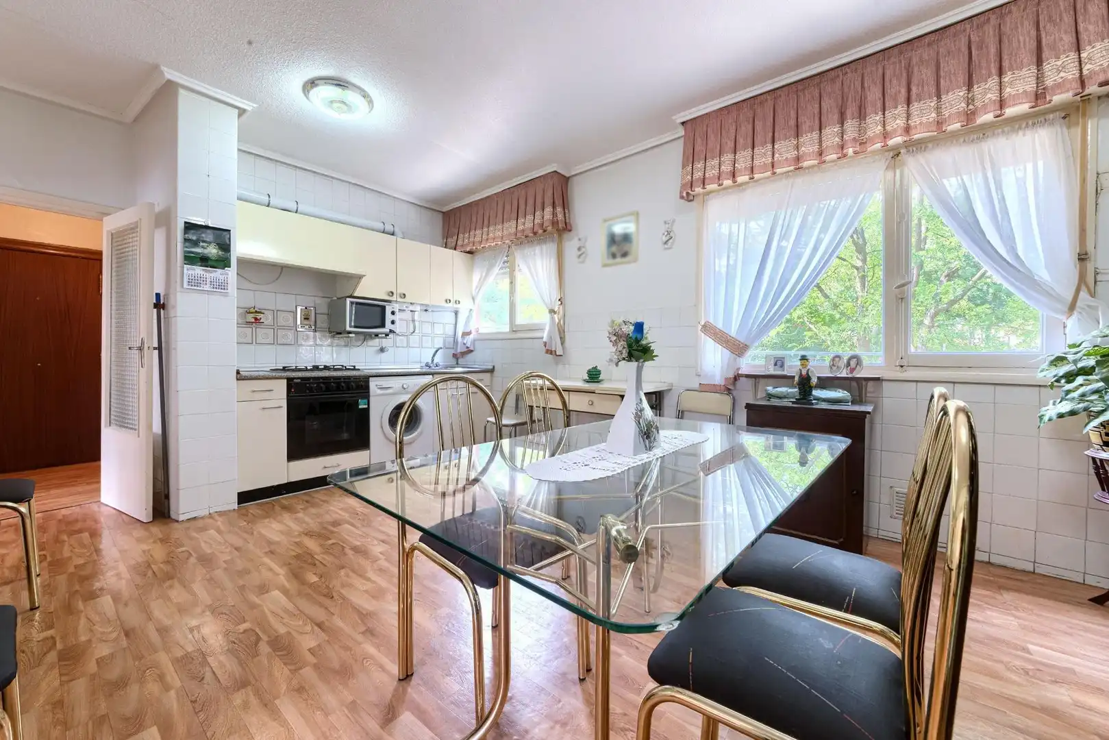 Kitchen of Flat for sale in Abanto y Ciérvana-Abanto Zierbena, Bizkaia
