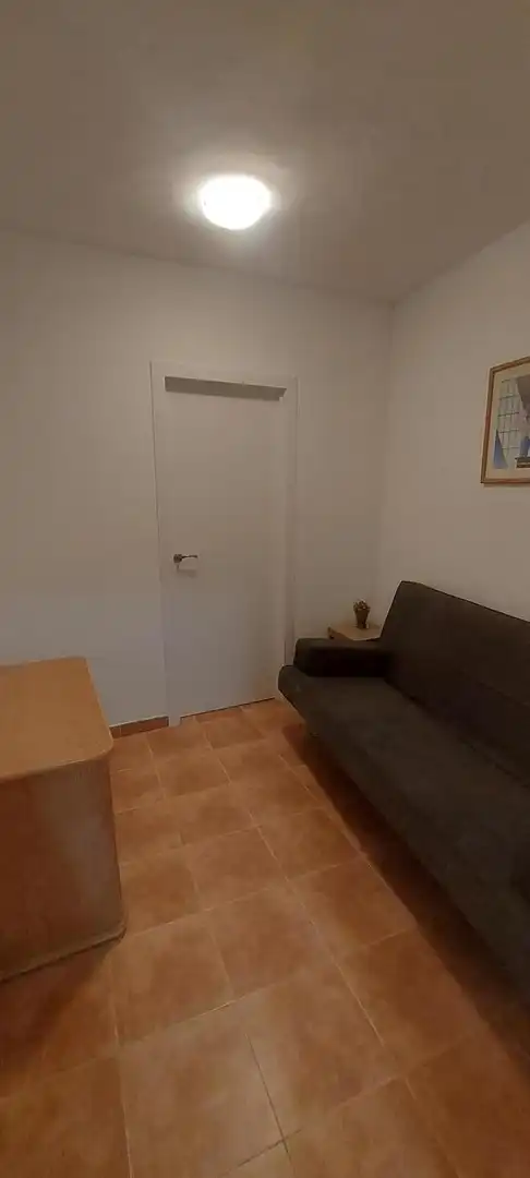 Erdgeschoss zur Miete in Los Cuervos, Granadilla de Abona ciudad
