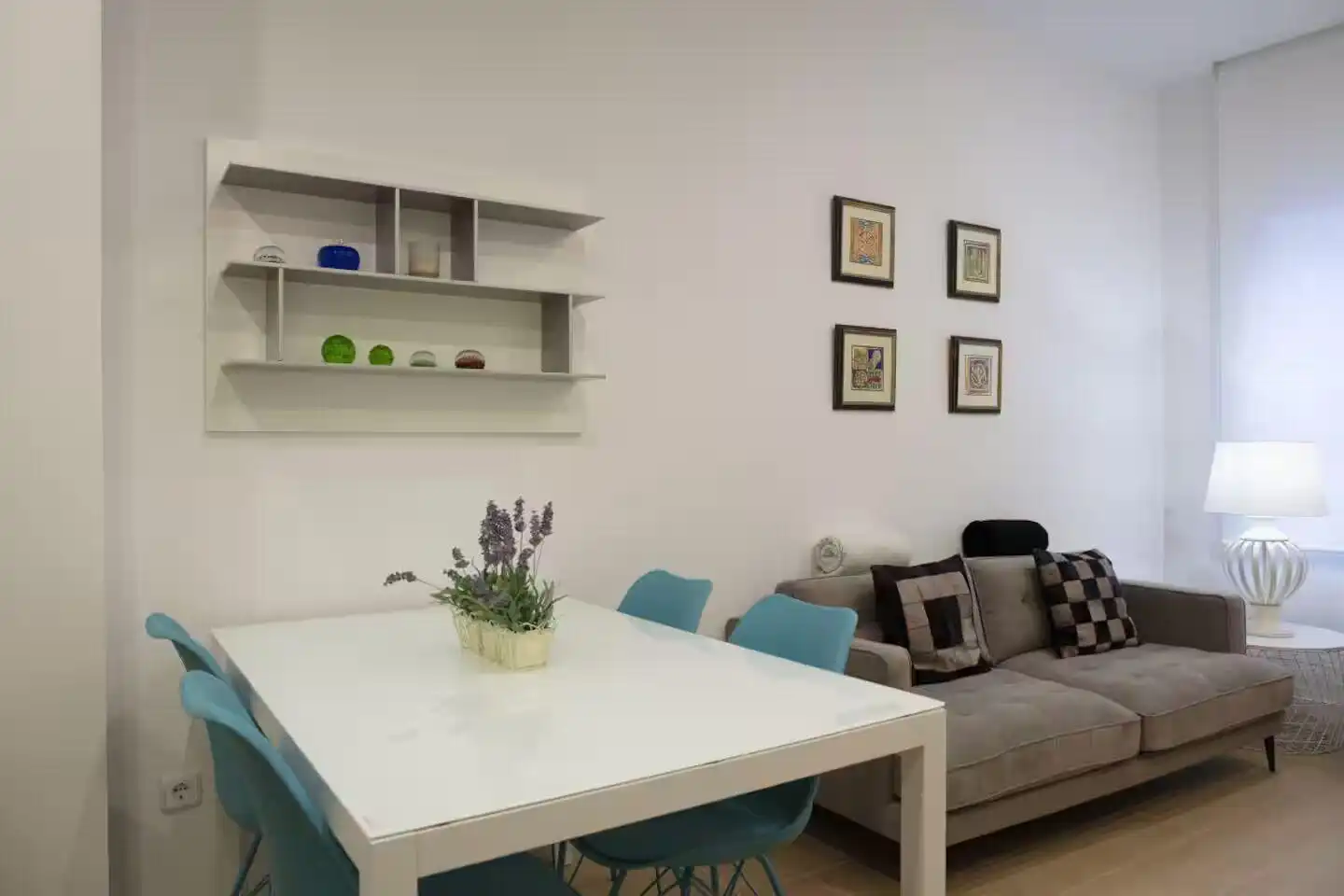 Wohnzimmer von Wohnung zur Miete in Casas Verdes - Ermita