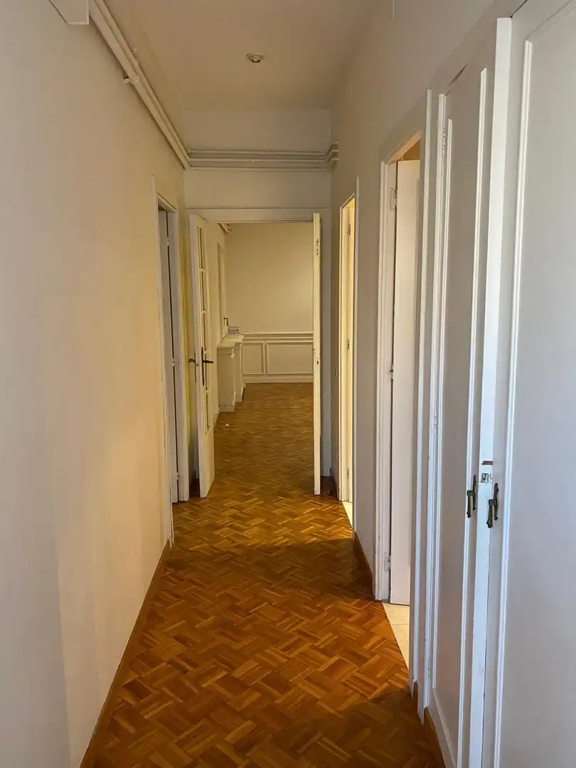 Apartamento de alquiler en Barcelona con Aire acondicionado, Parquet y Balcón