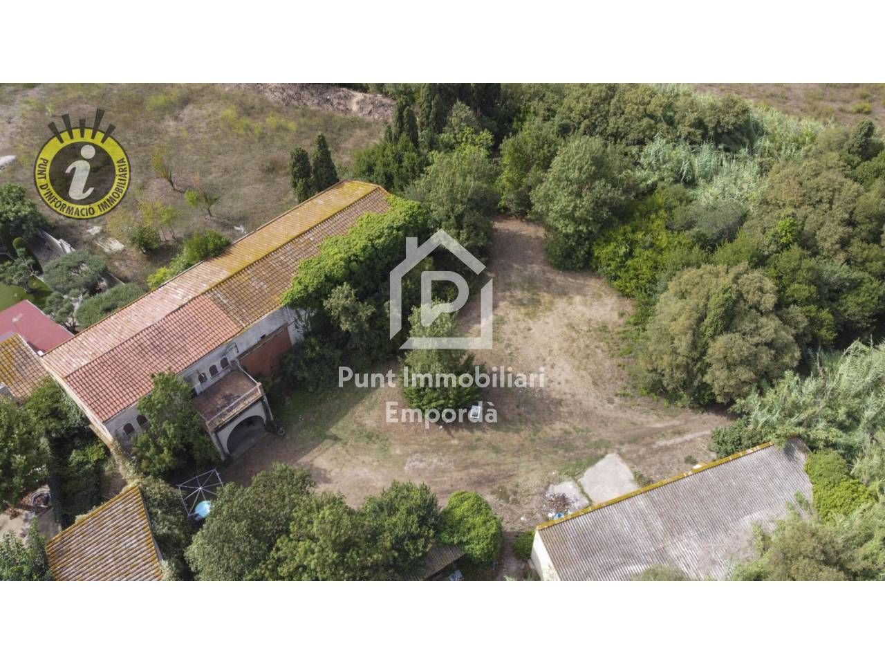 Finca rústica en venda en Figueres amb Terrassa