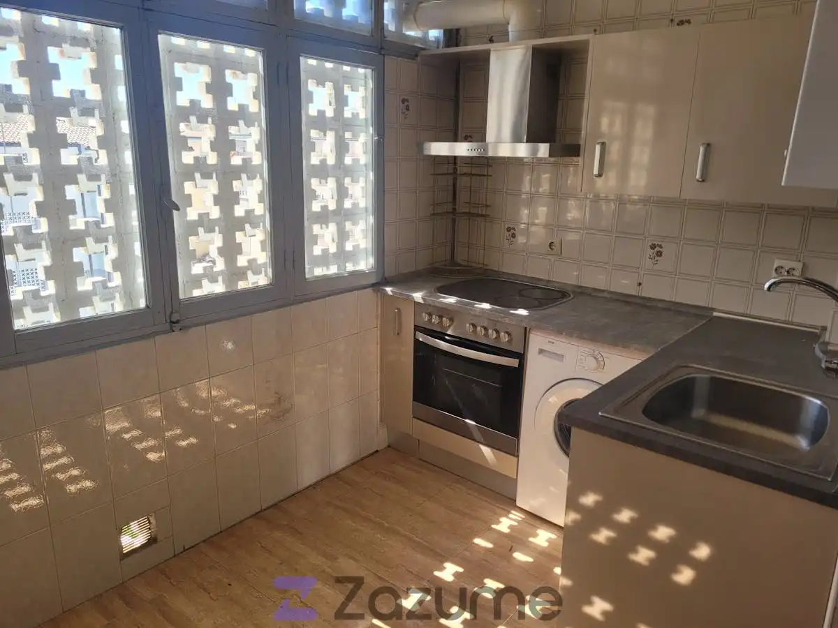 Küche von Wohnung zur Miete in Cuéllar mit Heizung, Parkett und Möbliert