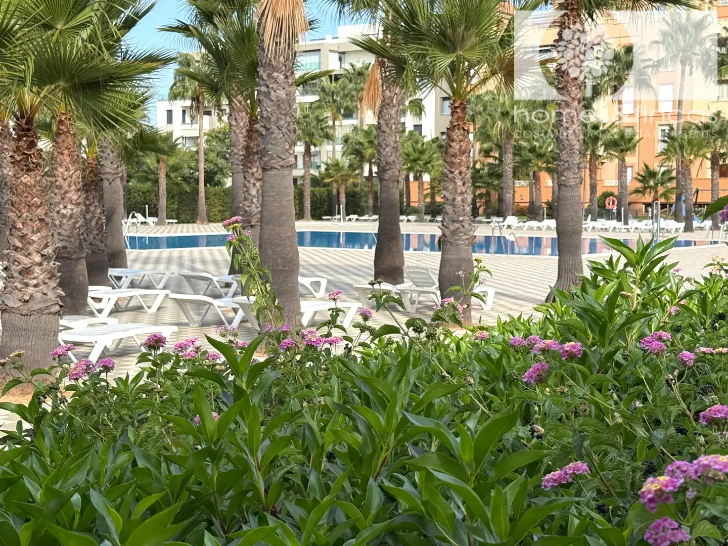 Piscina de Piso en venta en Ayamonte con Terraza, Amueblado y Horno
