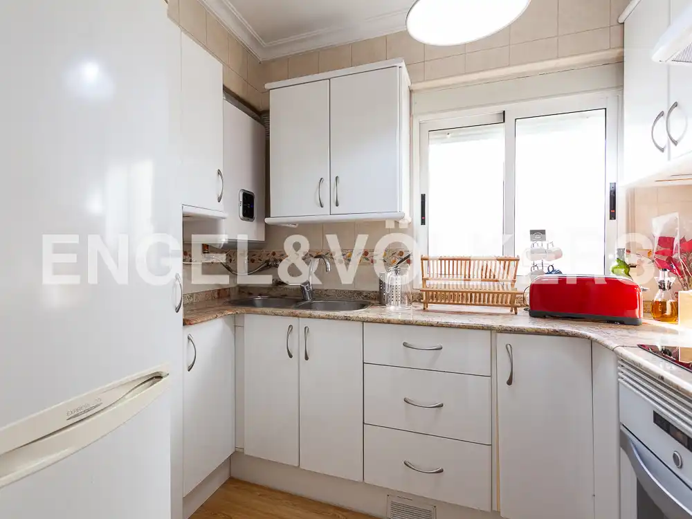 Kitchen of Attic for rent in Valencia  with Air Conditioner, Heating and Parquet flooring