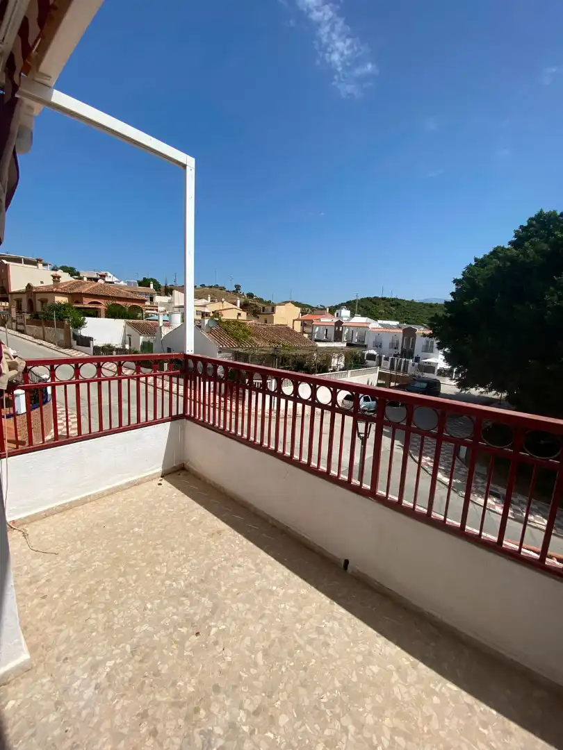 Detached homes for sale in Almayate