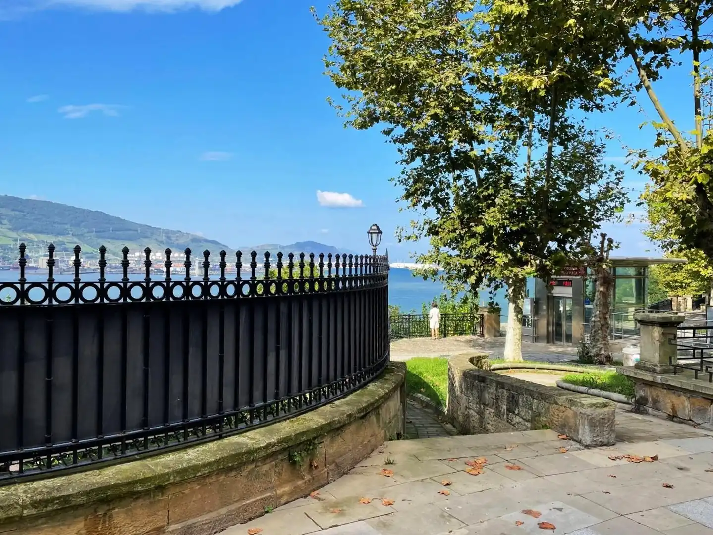 Vista exterior de Piso en venta en Getxo  con Calefacción, Terraza y Trastero