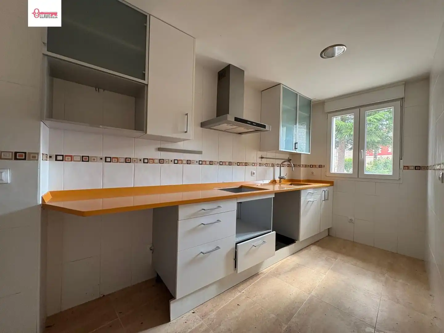 Cocina de Casa o chalet en venta en Iglesias con Calefacción