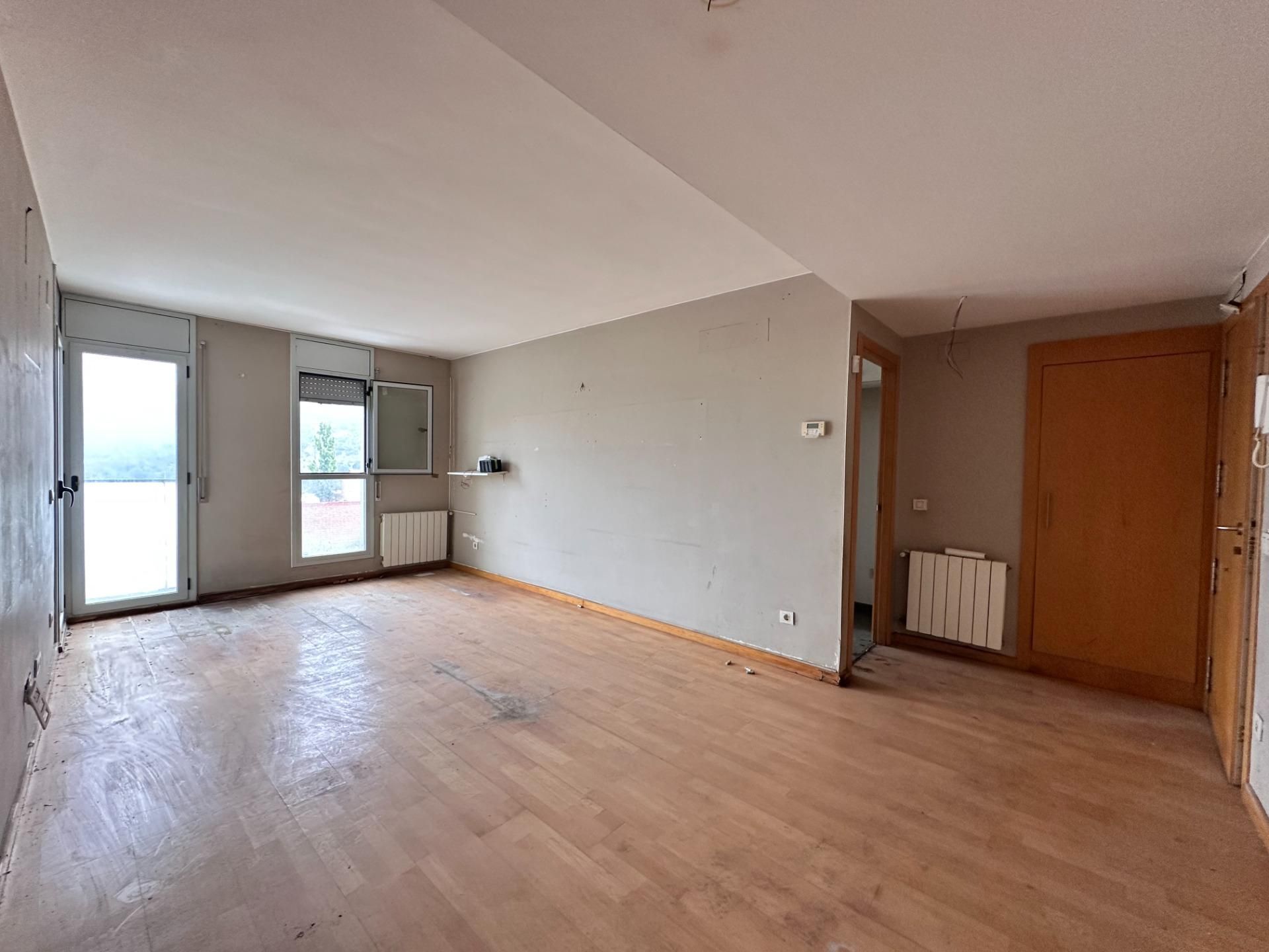 Sala d'estar de Pis en venda en Capellades amb Parquet, Terrassa i Balcó