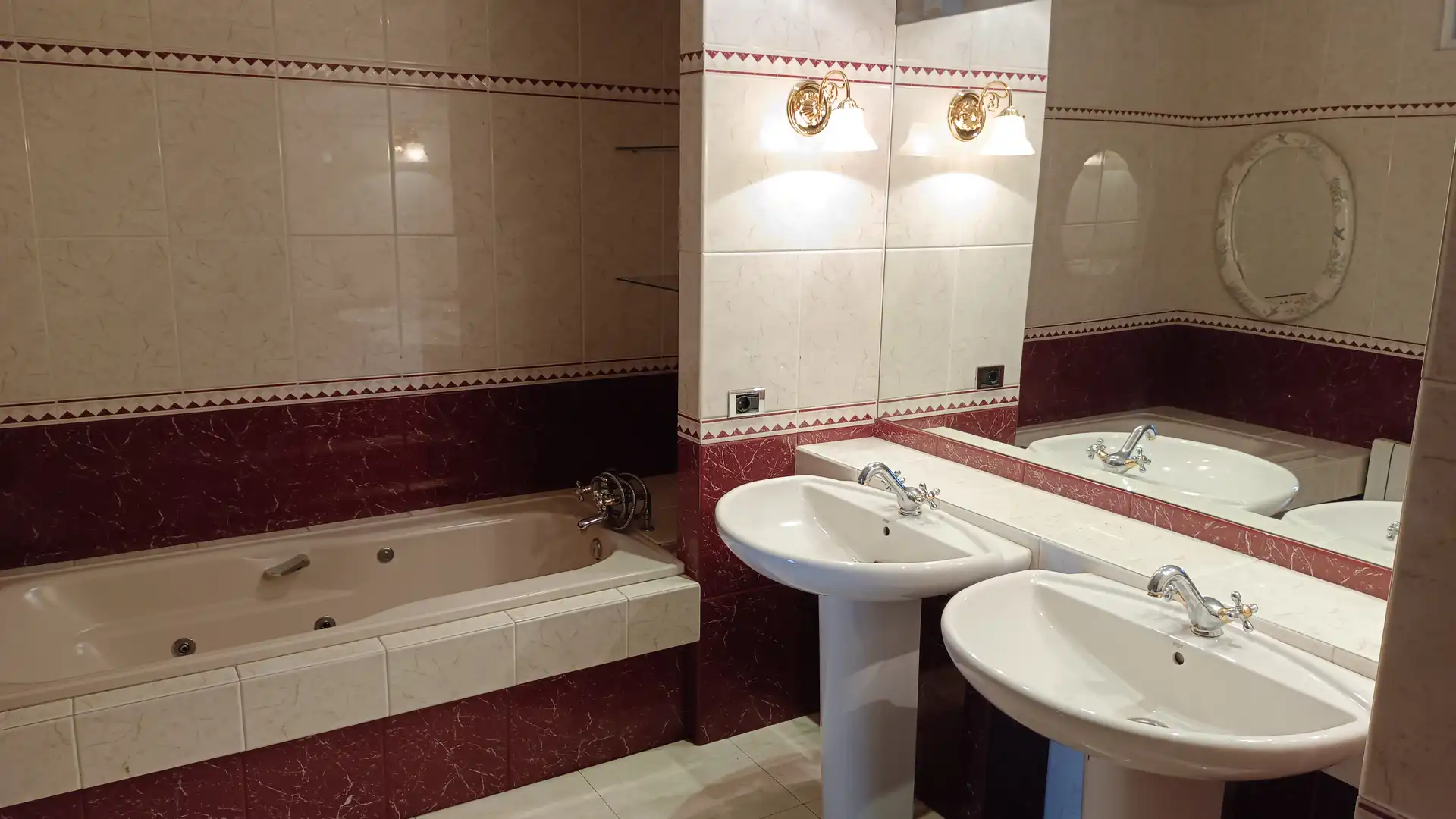 Badezimmer von Maisonette zum Verkauf in Vilalba mit Heizung und Möbliert