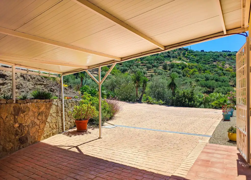 Chalet con piscina en venta en Arenas, imagen 6