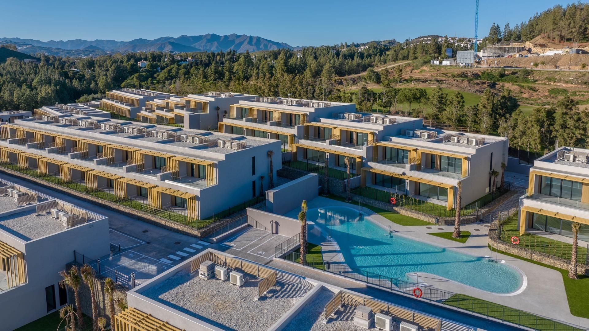 Exterior view of Single-family semi-detached for sale in Mijas  with Air Conditioner, Heating and Private garden