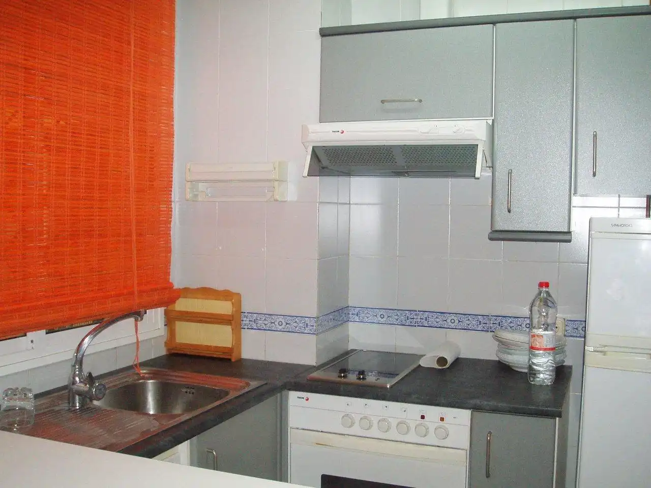 Cocina de Apartamento de alquiler en Sevilla con Aire acondicionado, Calefacción y Horno