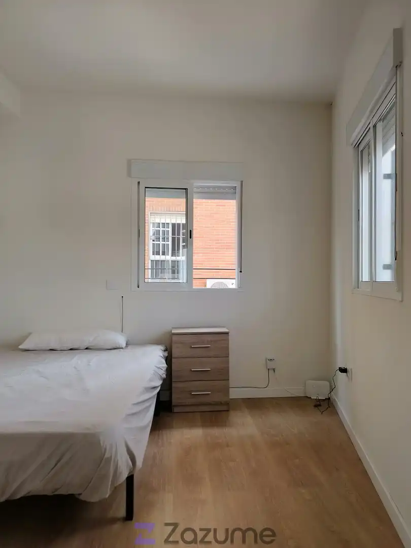 Schlafzimmer von Wohnung zur Miete in Sevilla mit Klimaanlage, Heizung und Möbliert
