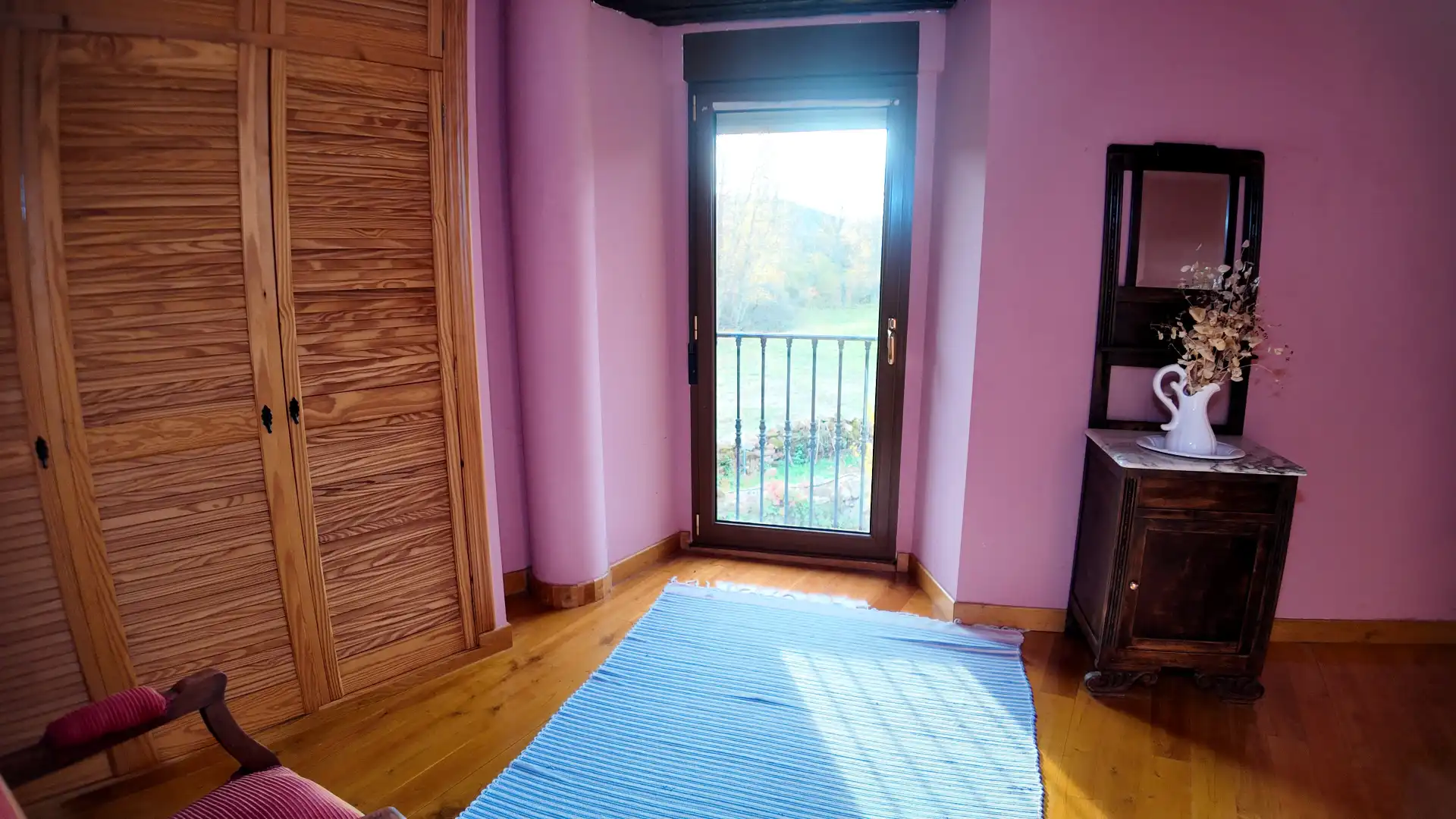 Dormitori de Finca rústica en venda en Pomar de Valdivia amb Parquet i Moblat