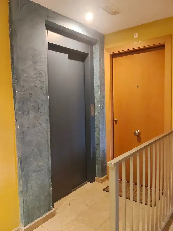 Duplexes for rent in Carrer Correu Vell, Centre Històric