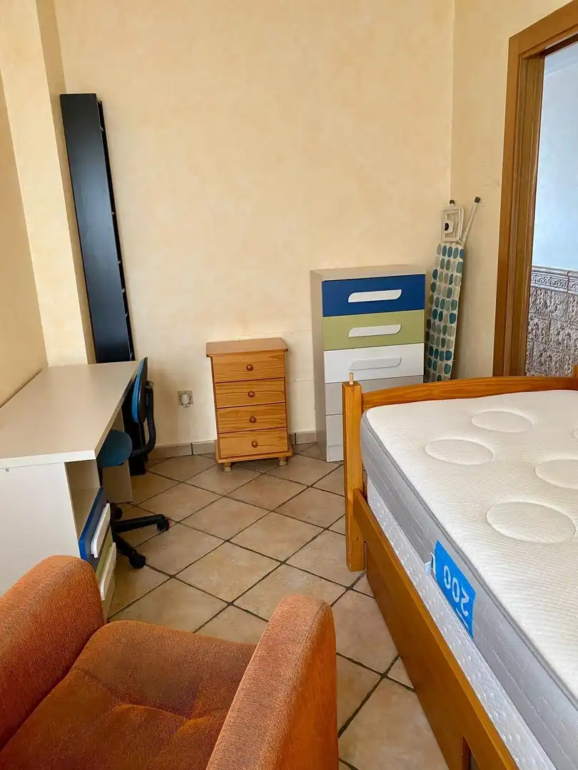 Habitación de Apartamento en venta en Águilas con Aire acondicionado, Calefacción y Amueblado