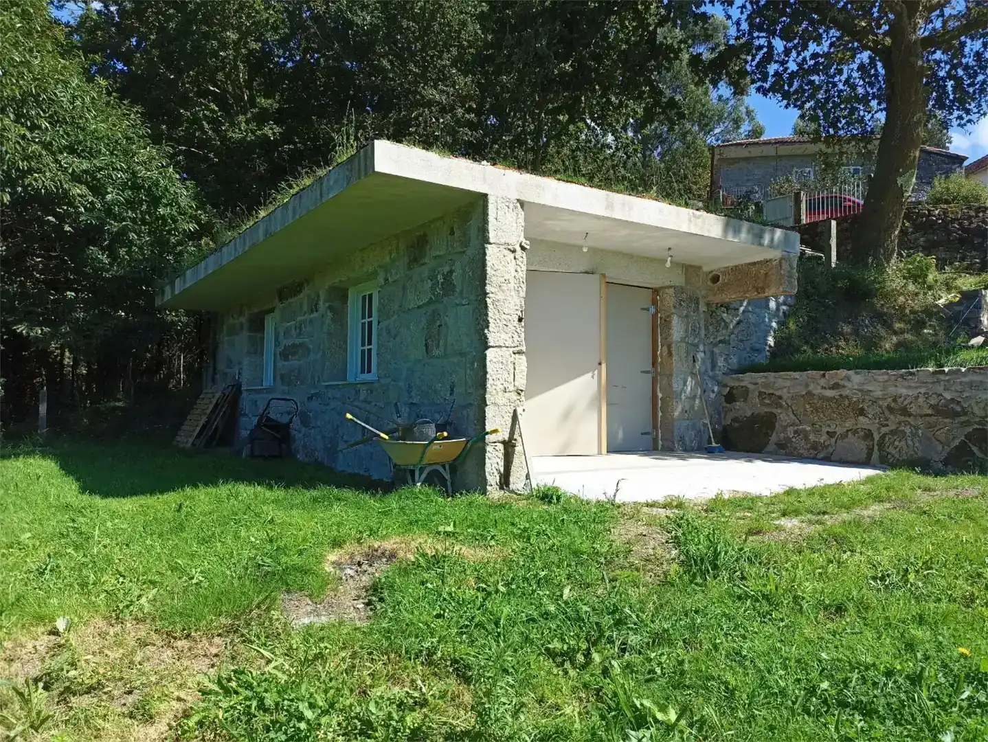 Vista exterior de Terreno en venta en Cerdedo