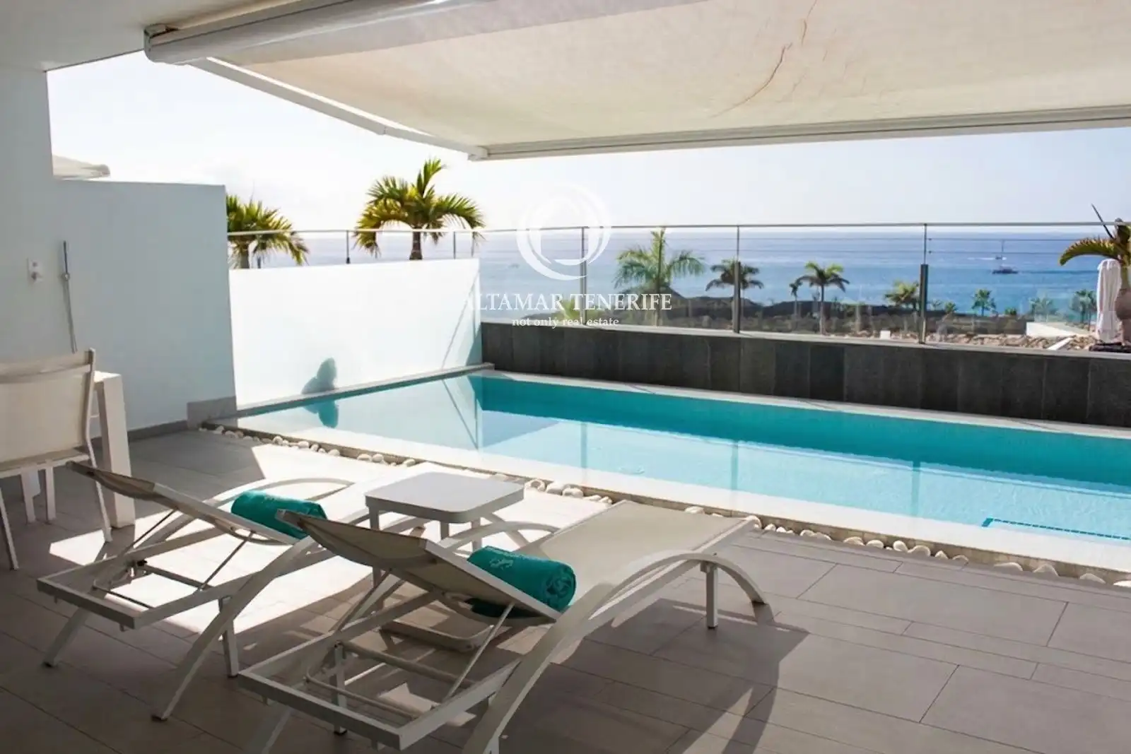 Apartament amb piscina en venda a Calle Alcojora s/n