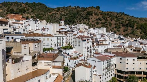 Foto 3 de Casa adosada en venda a Tolox, Málaga