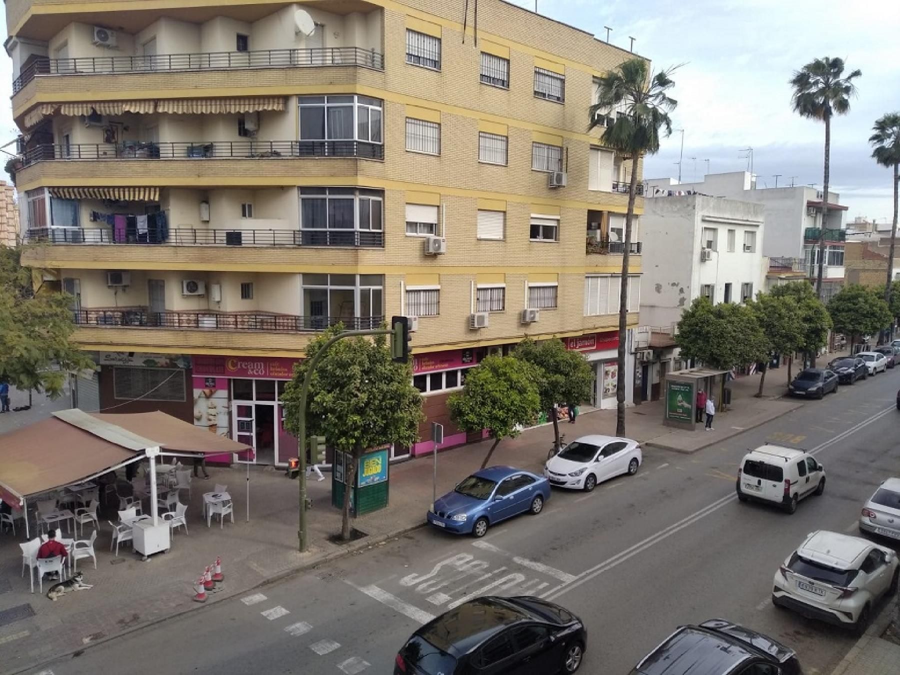 Exterior view of Flat for sale in  Sevilla Capital  with Terrace