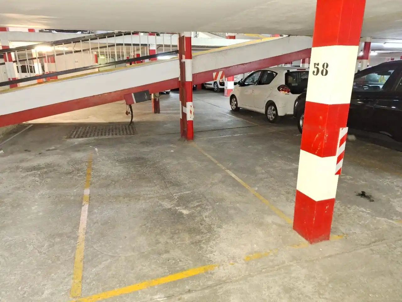 Parkplatz von Garage zum Verkauf in  Valencia Capital