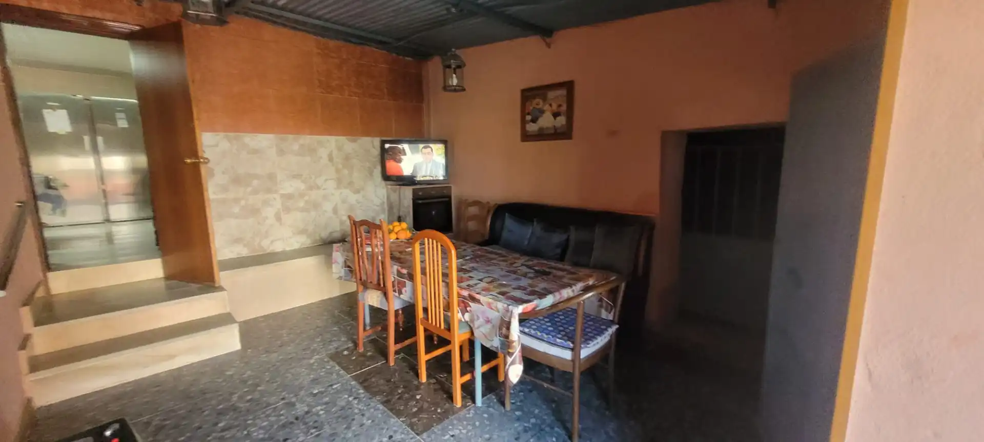 Menjador de Casa o xalet en venda en Algeciras amb Aire condicionat, Jardí privat i Terrassa