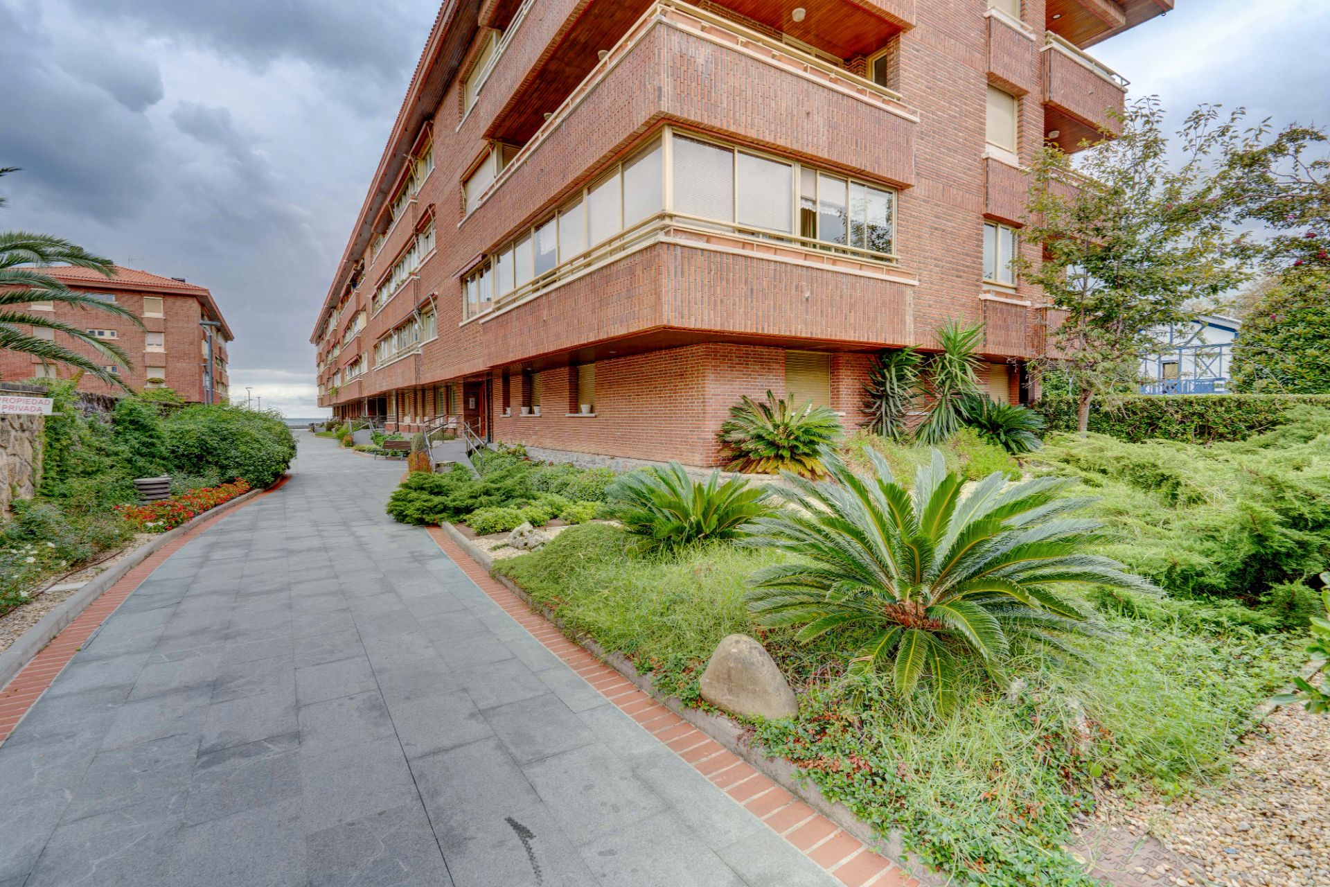 Vista exterior de Piso en venta en Zarautz con Calefacción, Jardín privado y Parquet