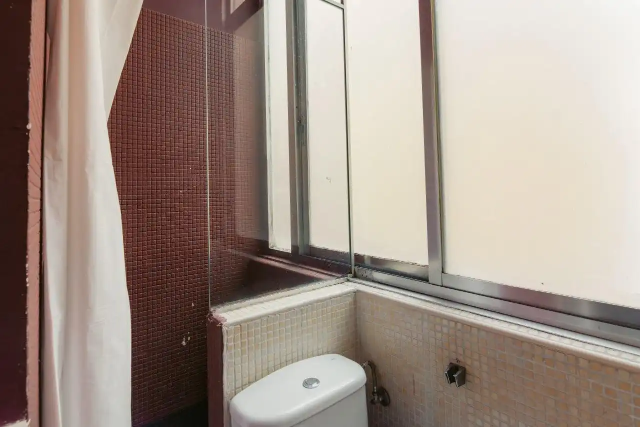 Bathroom of Flat for rent in Madrid