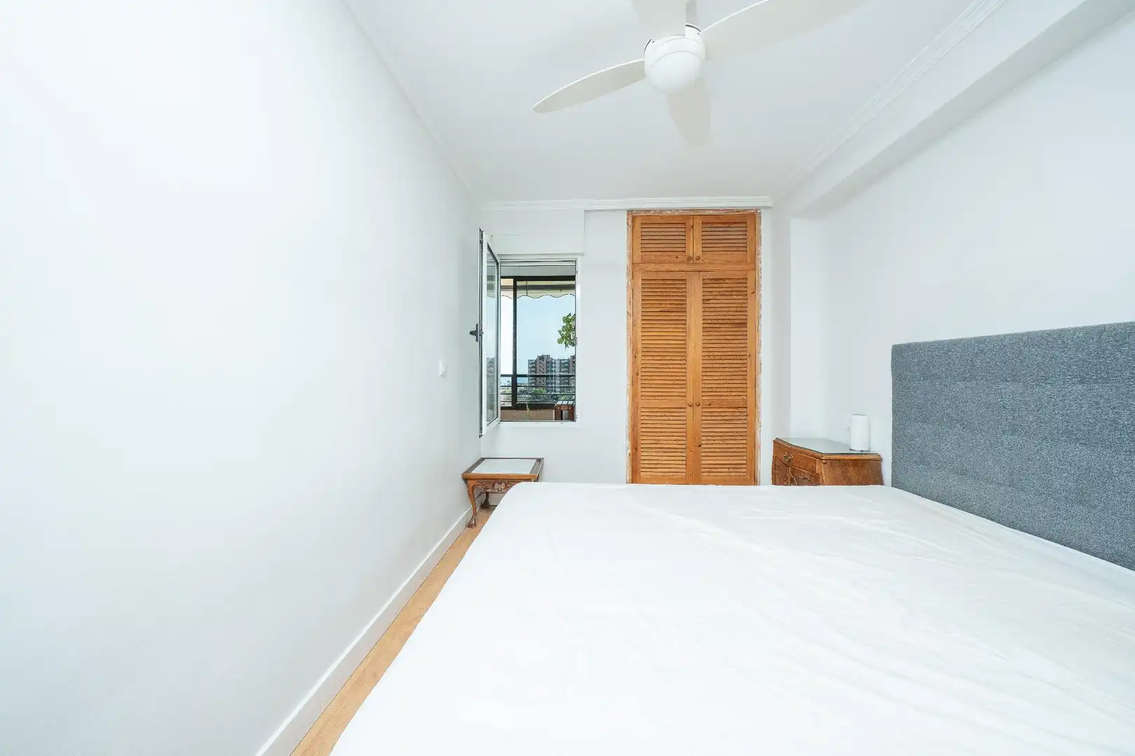 Habitación de Apartamento en venta en Alicante / Alacant con Piscina comunitaria