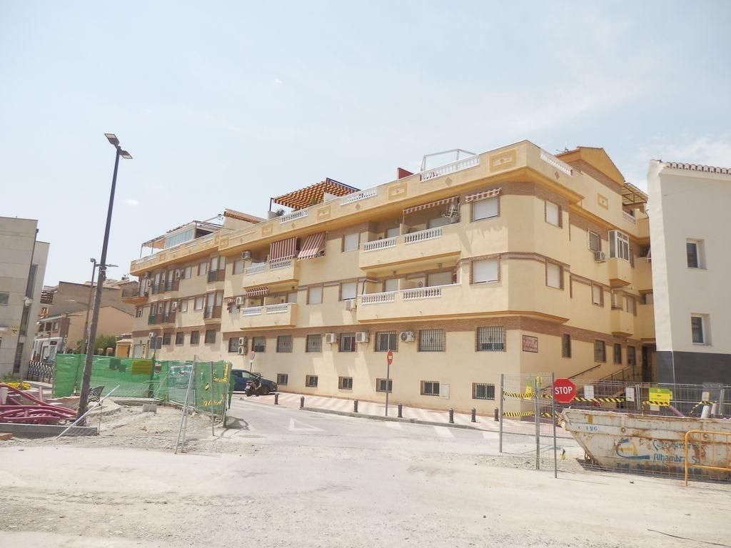 Planta baja en venta en Calle de Valencia, Parque de la Ermita