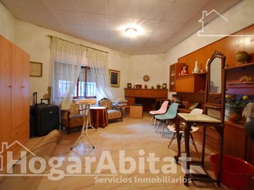 Casa con balcón en venta en Avenida VERGE DEL CASTELL