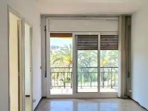 Außenansicht von Wohnungen zum Verkauf in Sitges mit Klimaanlage und Terrasse
