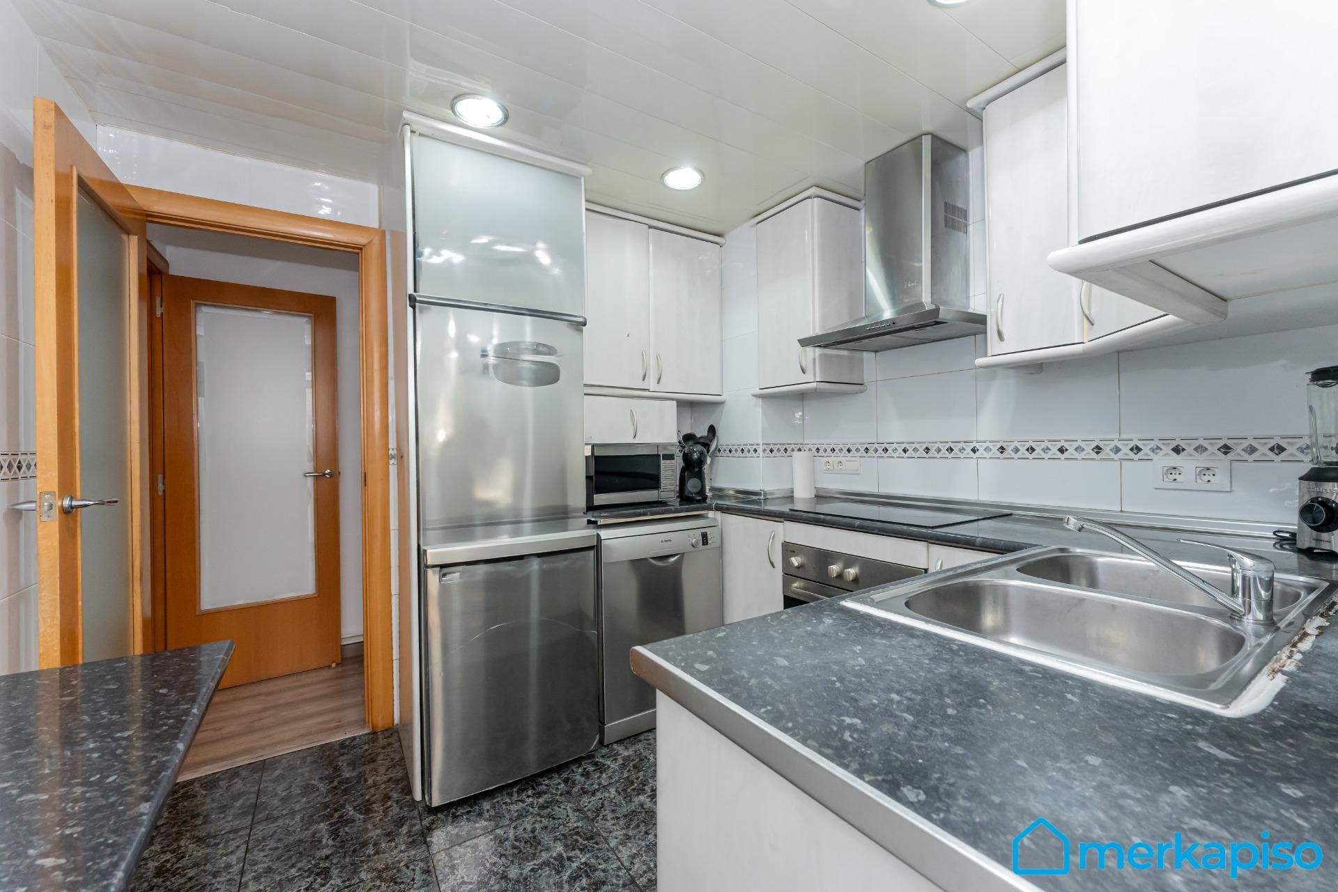 Kitchen of Flat for sale in Viladecans  with Terrace and Balcony
