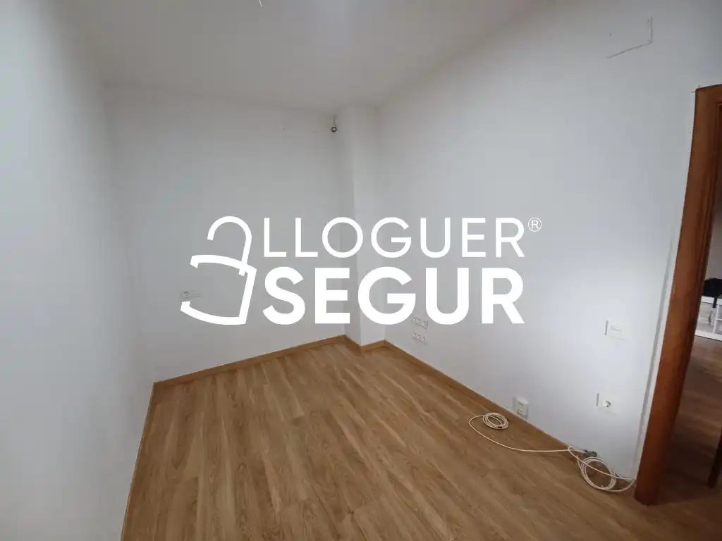 Flat for rent in Badalona, Barcelona