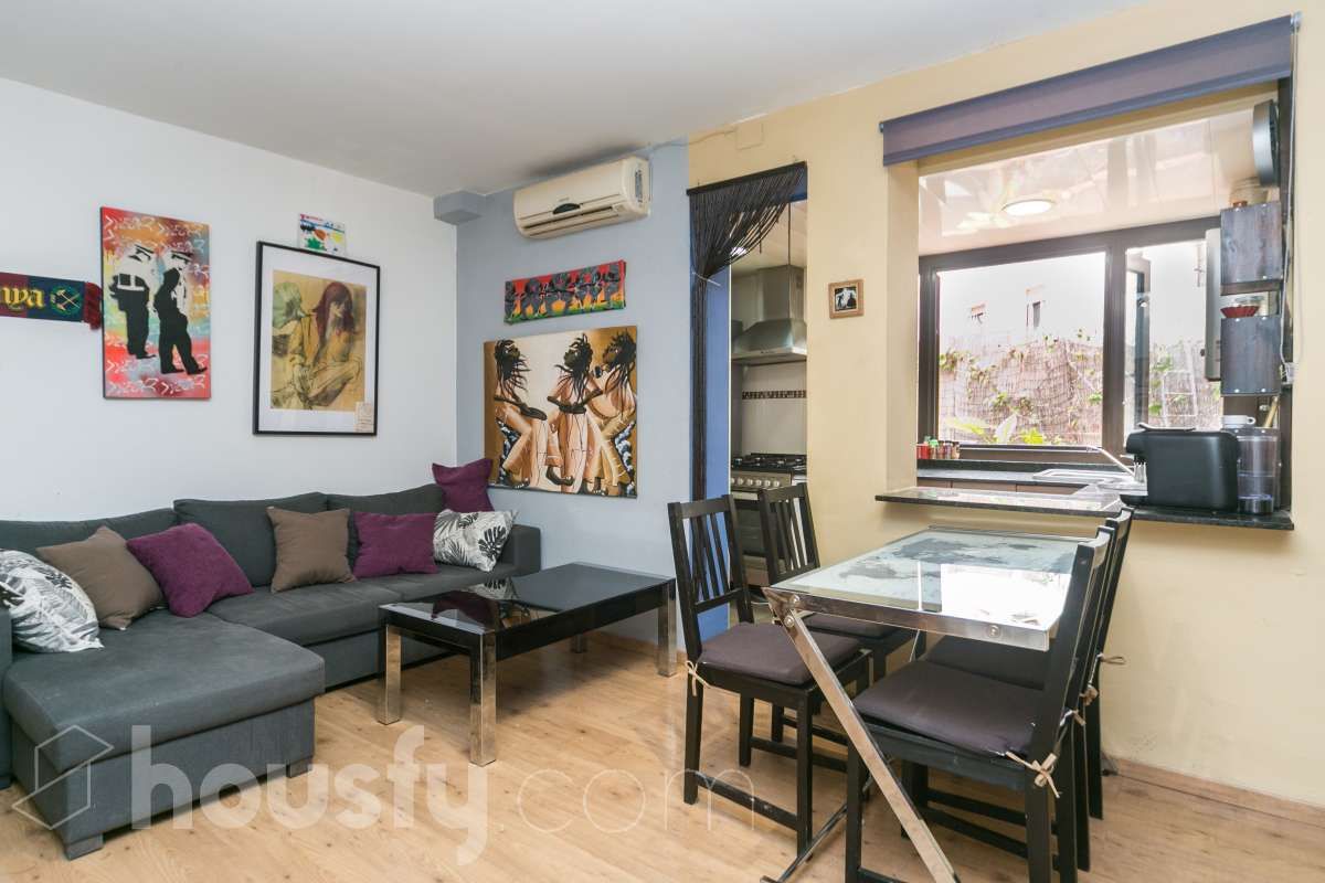 Living room of Flat for sale in  Barcelona Capital  with Air Conditioner and Terrace