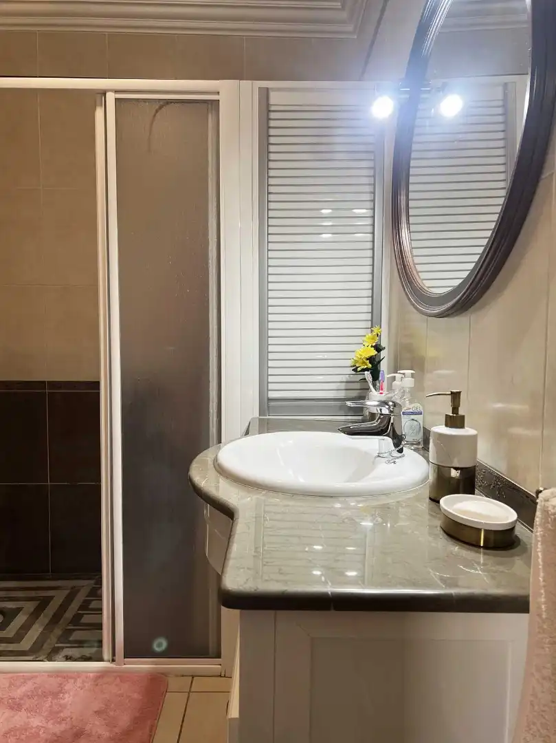 Baño de Local en venta en Aguadulce (Sevilla) con Terraza
