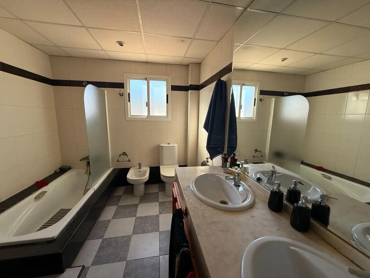 Baño de Casa o chalet en venta en Alicante / Alacant con Jardín privado y Piscina comunitaria