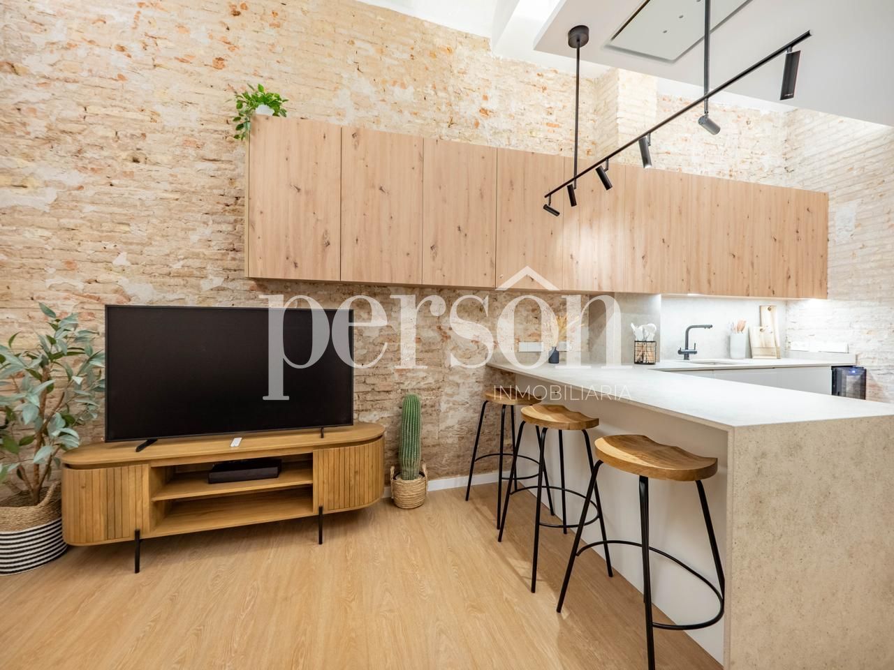 Kitchen of Planta baja to rent in  Valencia Capital  with Air Conditioner and Furnished