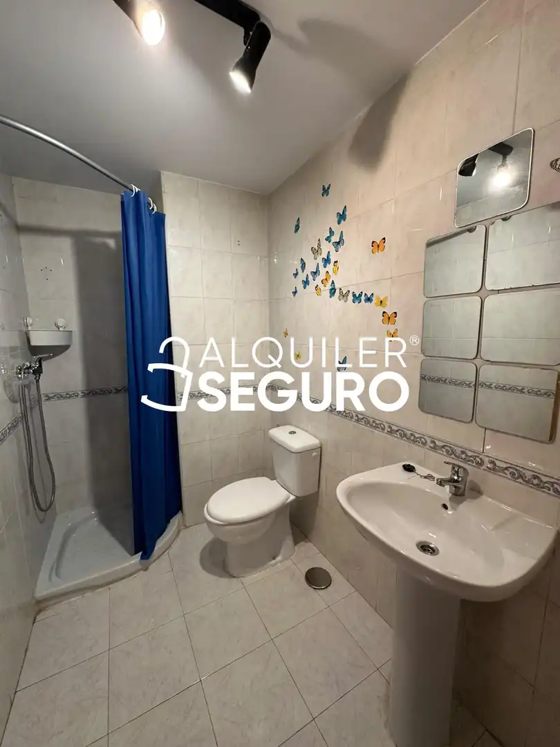 Bany de Pis de lloguer en Alcorcón amb Aire condicionat, Calefacció i Terrassa
