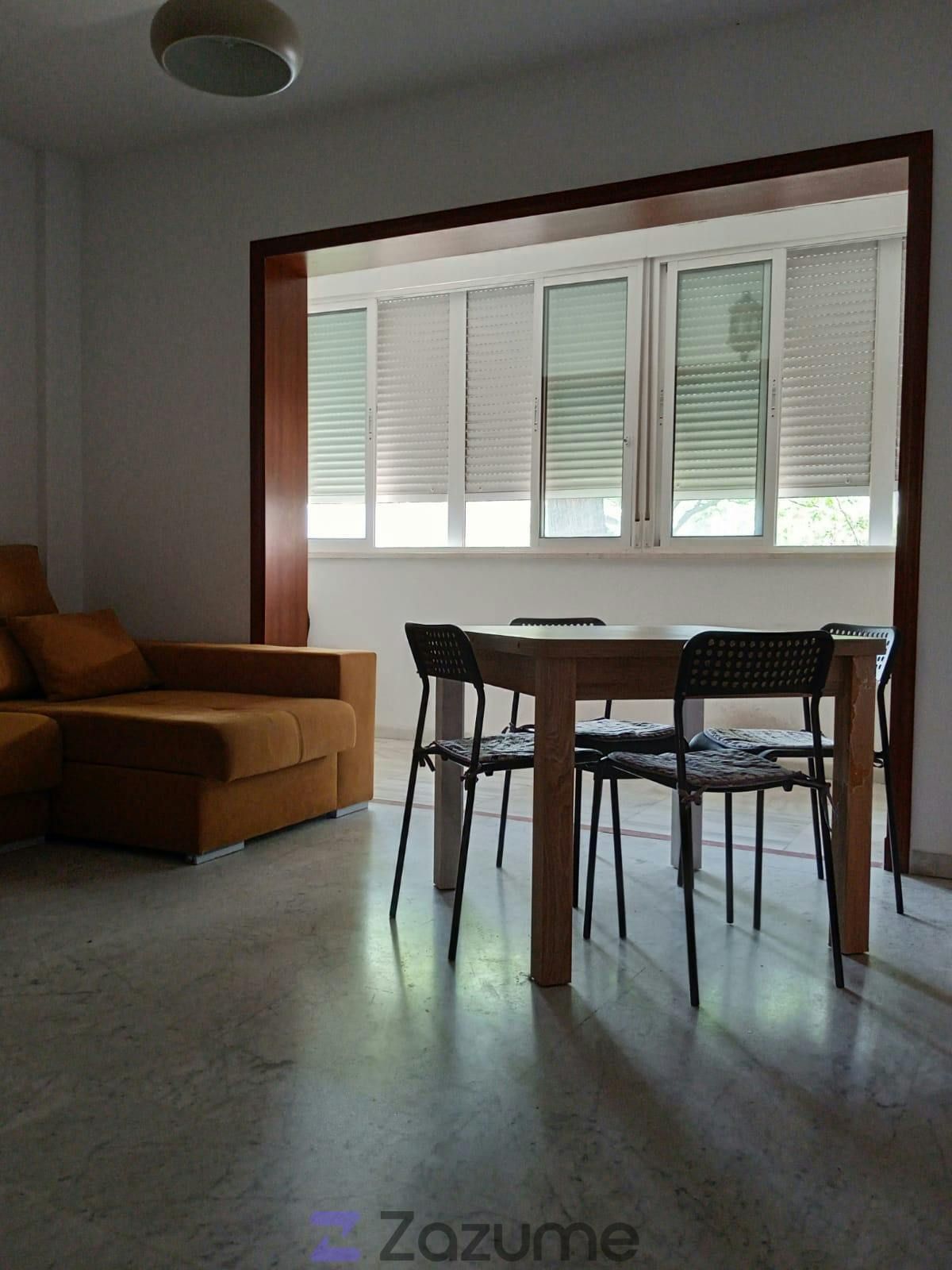 Pis de lloguer a Calle La Sta. Maria, Ciudad Expo