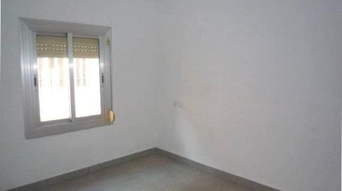 Foto 5 de Planta baixa en venda a Calle Lleo, Nord, Barcelona