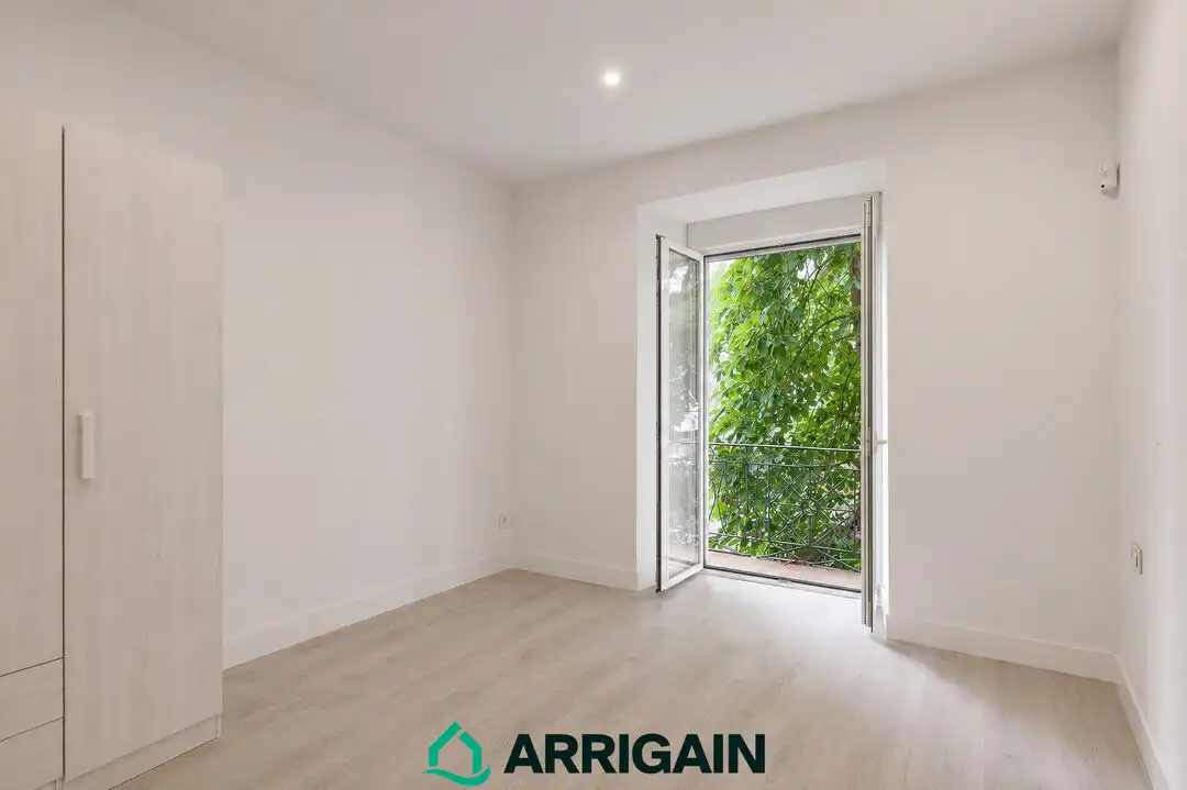 Habitación de Piso en venta en Donostia - San Sebastián  con Calefacción, Terraza y Trastero