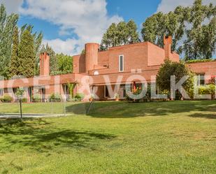 Exterior view of House or chalet to rent in Pozuelo de Alarcón  with Air Conditioner, Heating and Private garden