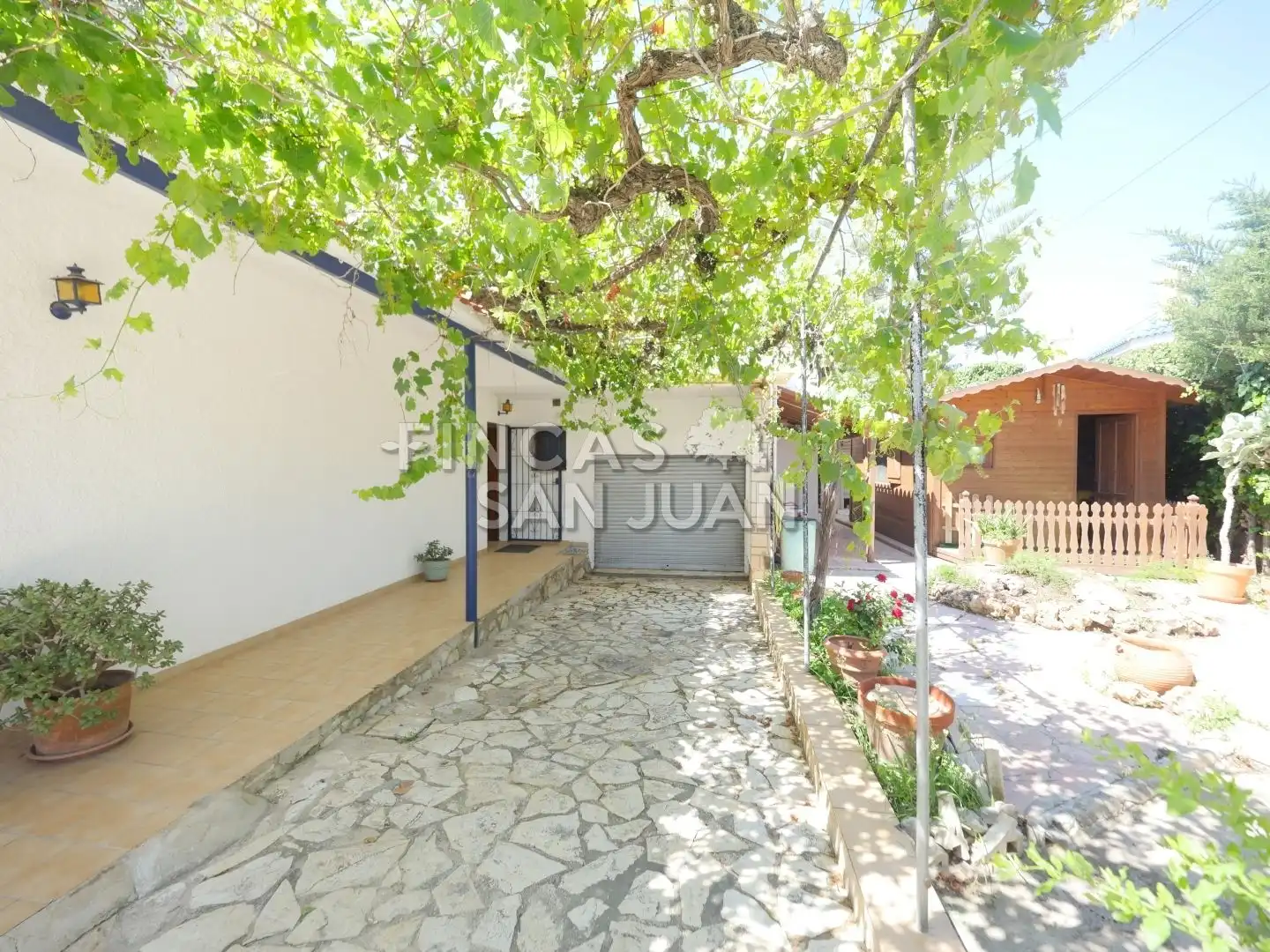 Terrassa de Casa o xalet en venda en Sant Joan d'Alacant amb Terrassa, Traster i Piscina