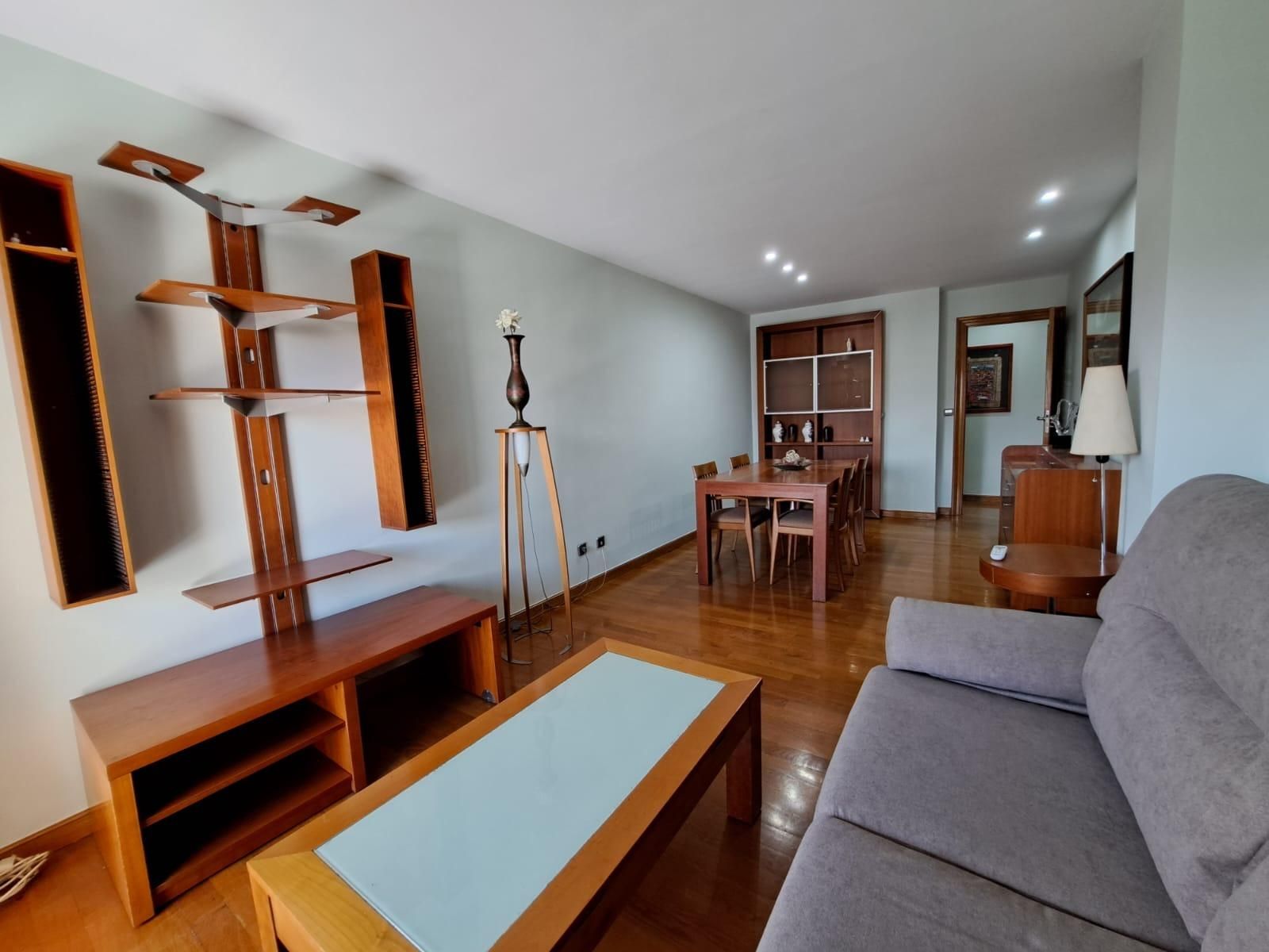 Living room of Flat to rent in  Murcia Capital  with Air Conditioner, Heating and Parquet flooring