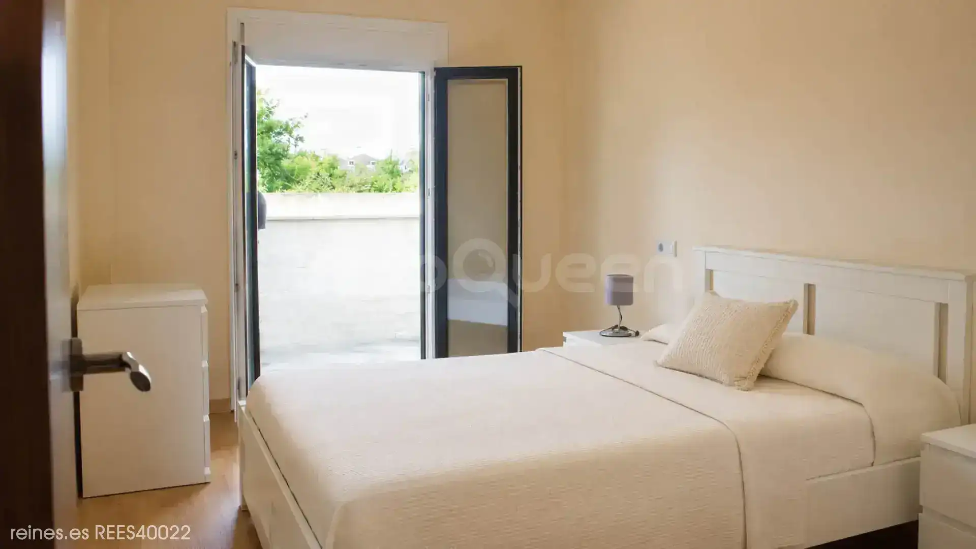 Schlafzimmer von Wohnung zum Verkauf in Barreiros mit Heizung, Terrasse und Möbliert