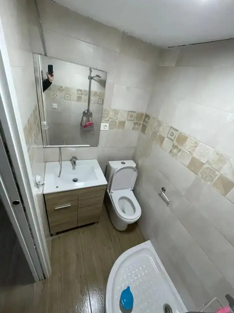 Badezimmer von Wohnung zum Verkauf in Basauri 