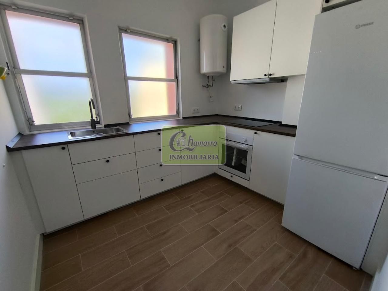 Kitchen of Flat to rent in Ferrol  with Heating