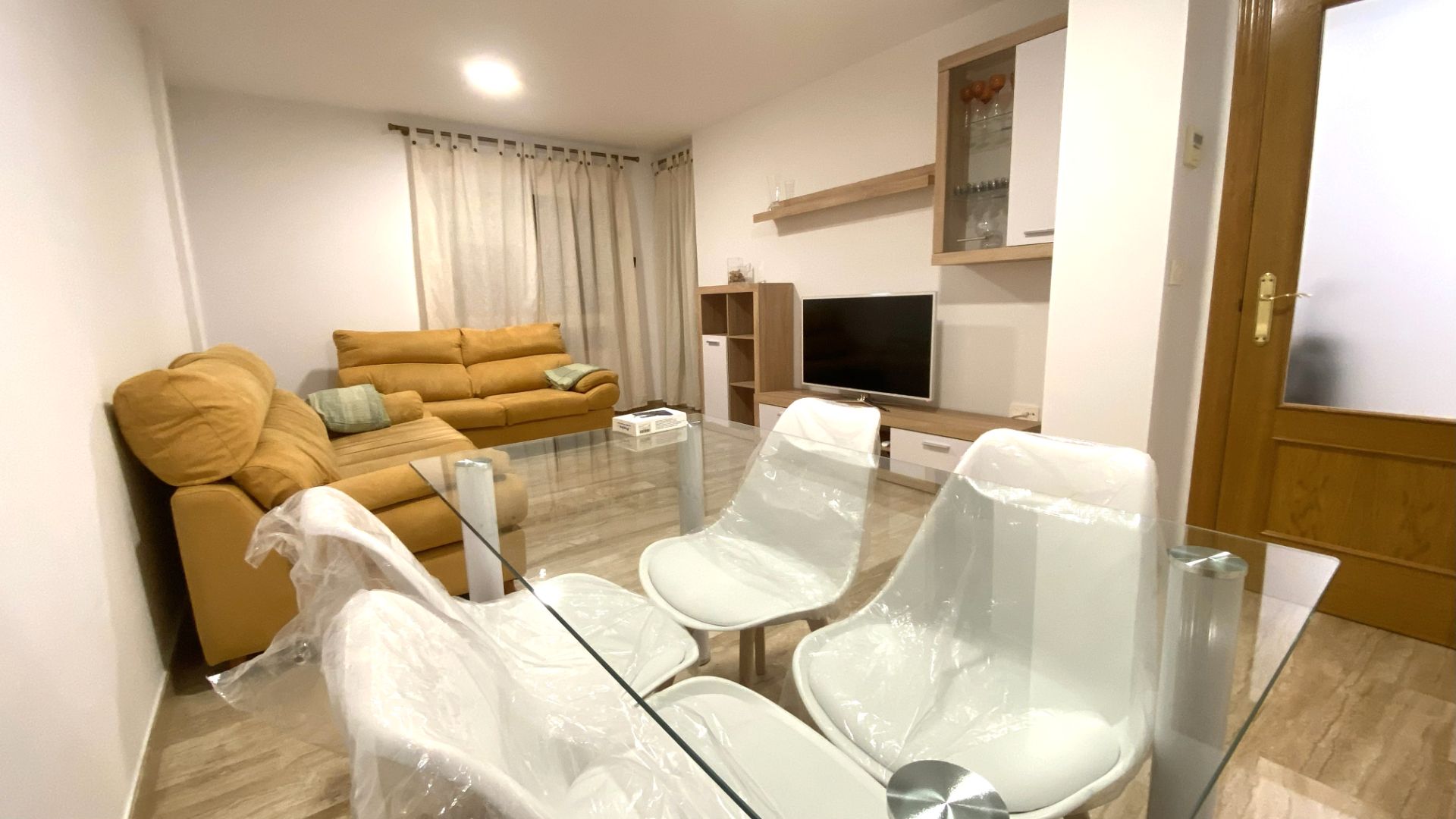 Living room of Flat to rent in Riba-roja de Túria  with Air Conditioner, Furnished and Oven